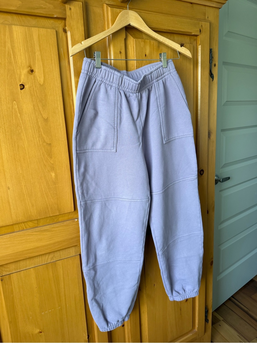TNA Cozy Fleece Sweatpants in Light Lavender